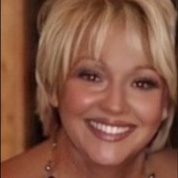 Meet your Posher, Pamela - Picture 1 of 1